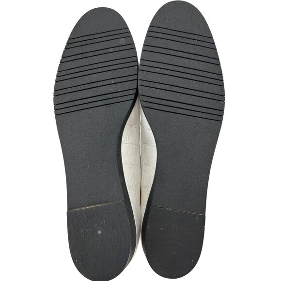 Salvatore Ferragamo Women's White Leather Textured Flats Size 9 Made In Italy - Picture 8 of 8